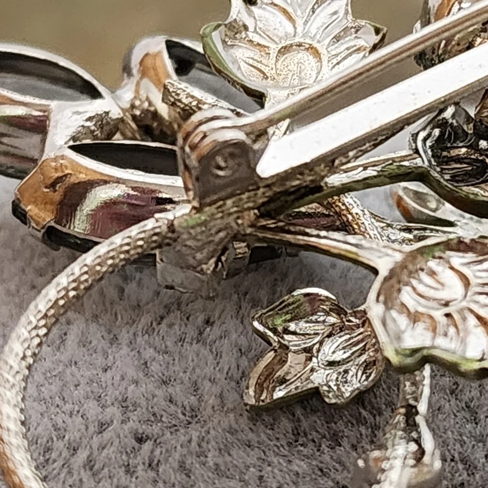 Vintage brooch silver